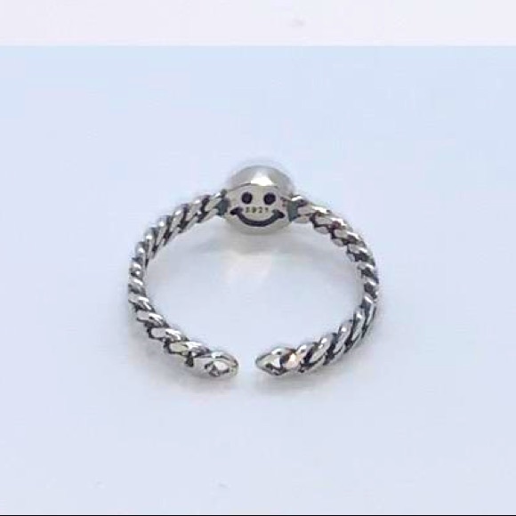 😀 ring - Picture 2 of 2